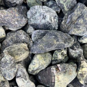 Green pebbles 2-4 cm (1 kg)