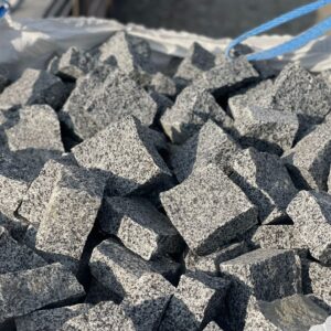 Granit Pavaj Labradorit Premium 10x10x5 cm / tonă